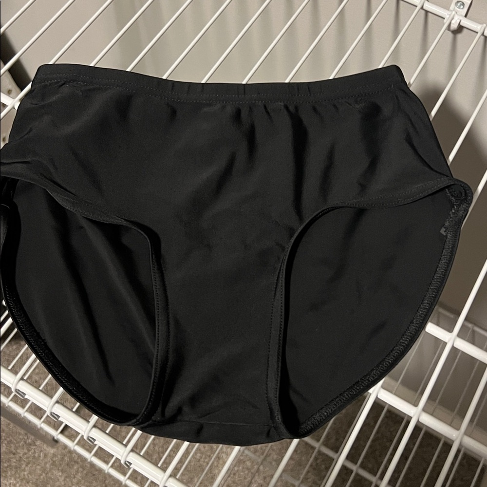 NWOT * Black High-Waisted Dance Brief Size Small